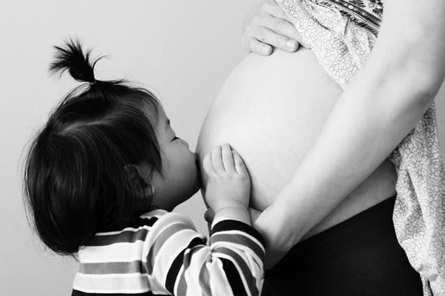 苏州助孕小孩健康评估与代怀费用解析，孟庆霞医生试管婴儿技术优势